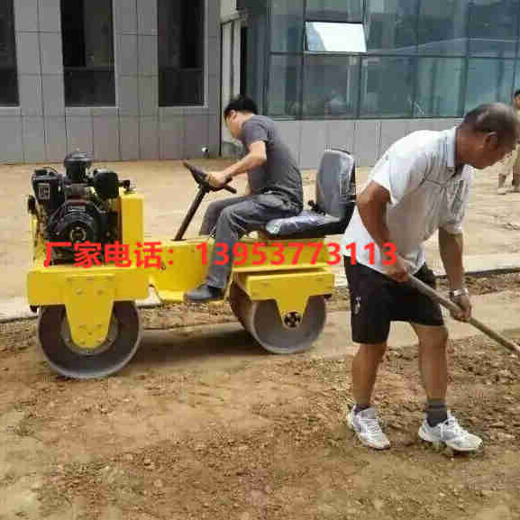 JZ 小型坐駕式壓路機(jī) (40)_副本_副本.jpg